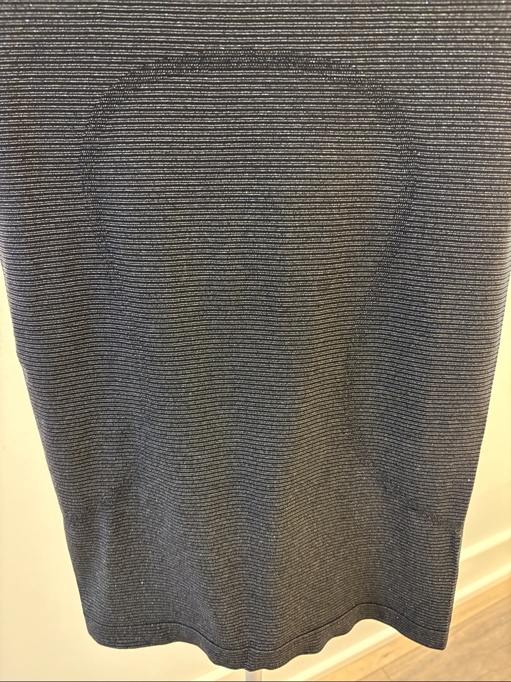 Lululemon Swiftly Tech ~ 4 ~ Black Sparkle - Picture 4 of 15